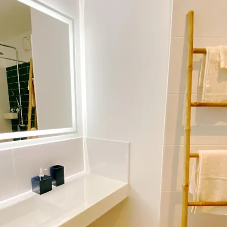Le Boheme ⸱ Stationnement Gratuit ⸱ Fibre Apartment Deols Exterior photo